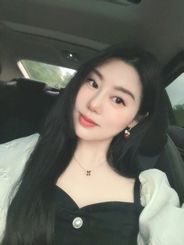 潇潇暮雨的第一张照片--信阳相亲服务中心