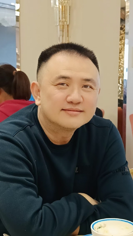 谁可相依的第一张照片--信阳相亲服务中心