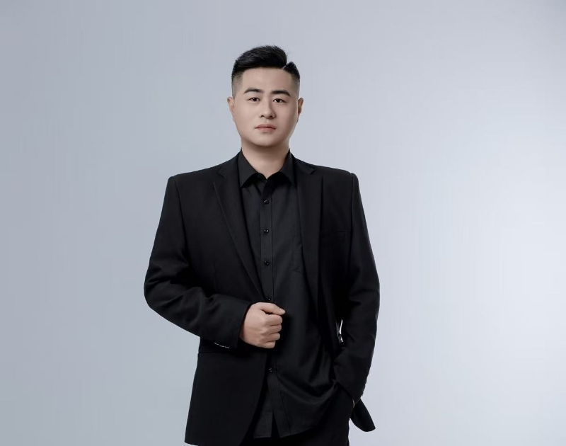 荣泽的第一张照片--信阳相亲服务中心