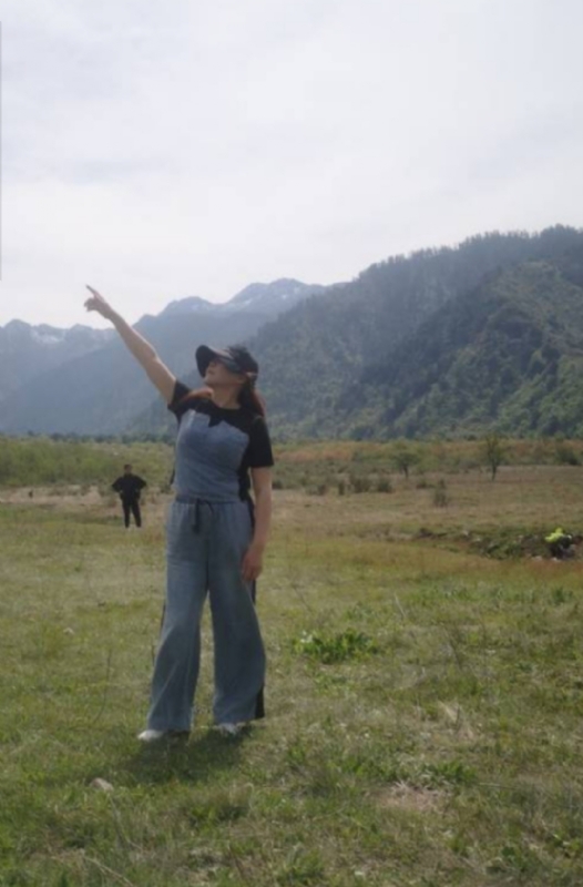 宛霞的第四张照片--信阳相亲服务中心