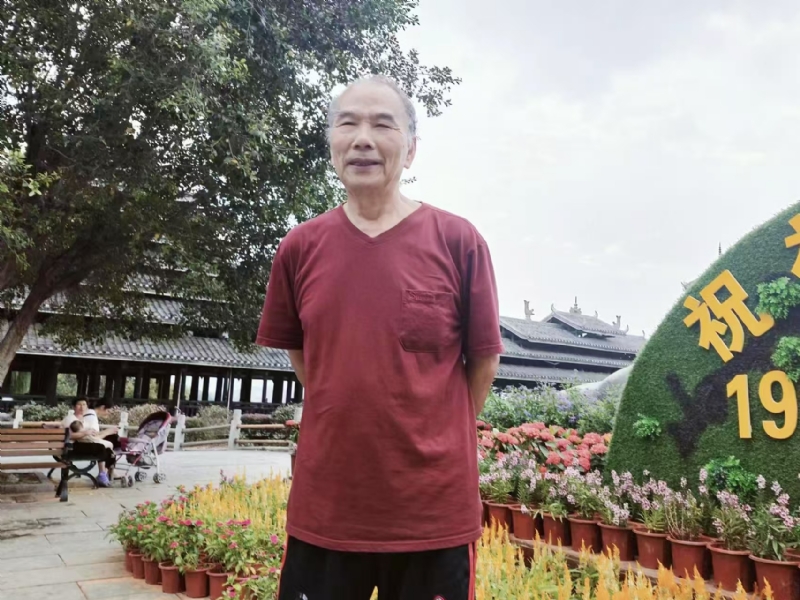 天星的第一张照片--信阳相亲服务中心