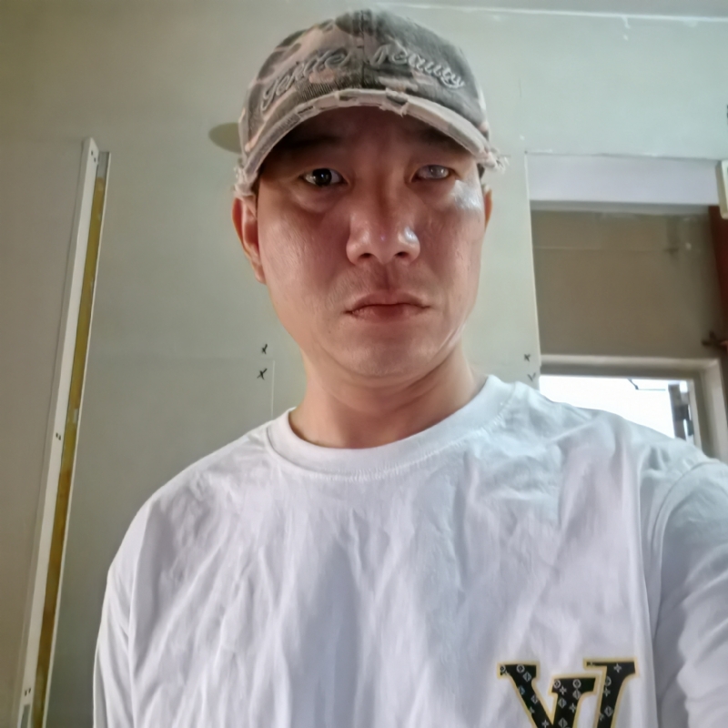 小心做人的第一张照片--信阳相亲服务中心