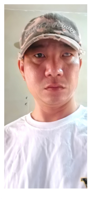 小心做人的第三张照片--信阳相亲服务中心