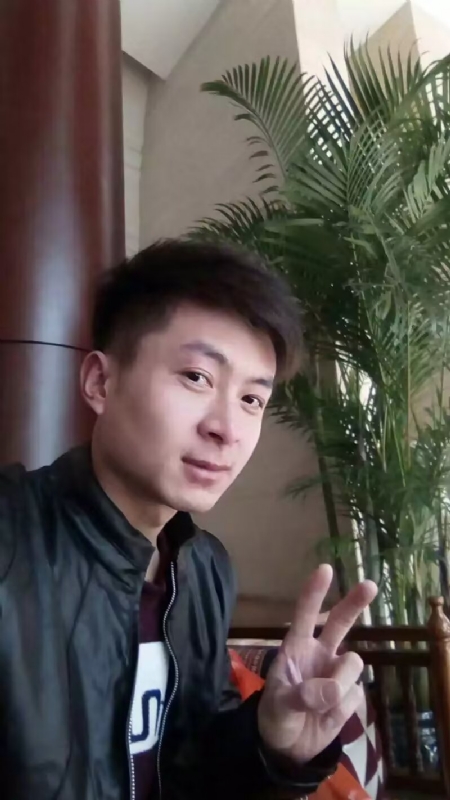 蓝锋的第一张照片--信阳相亲服务中心