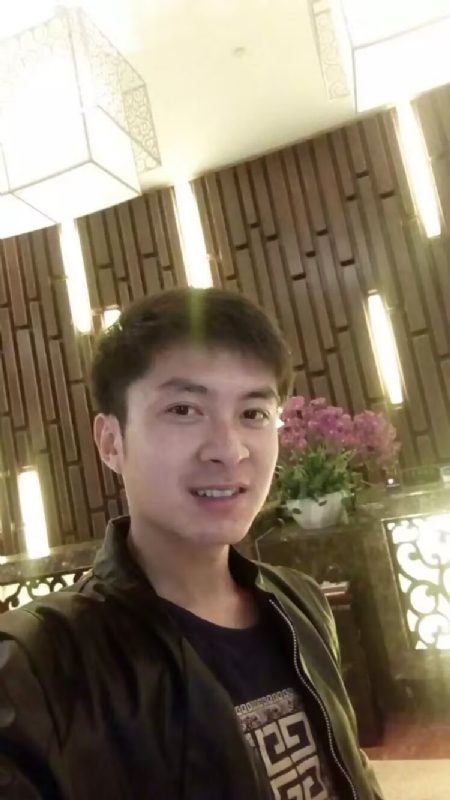 蓝锋的第二张照片--信阳相亲服务中心