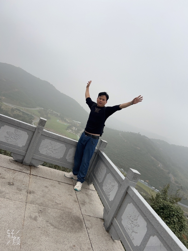 择一人白头偕老的第三张照片--信阳相亲服务中心