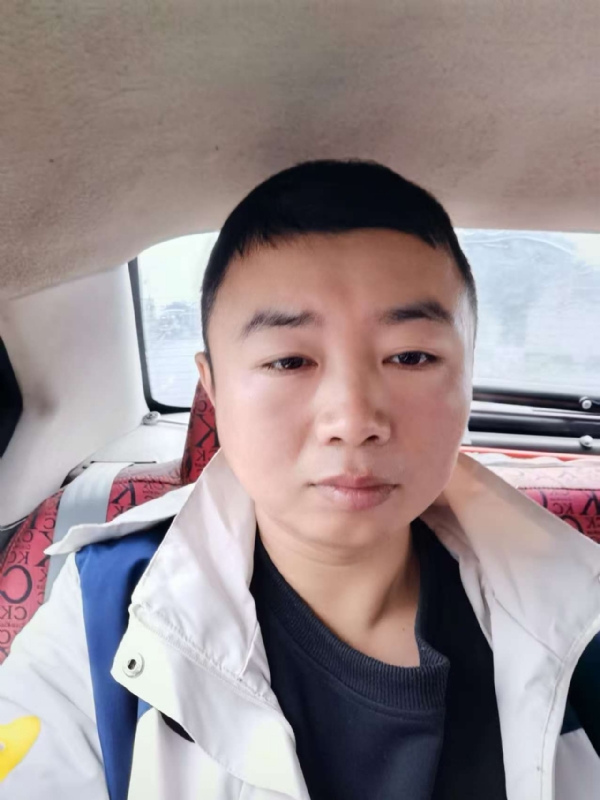 随缘的第二张照片--信阳相亲服务中心