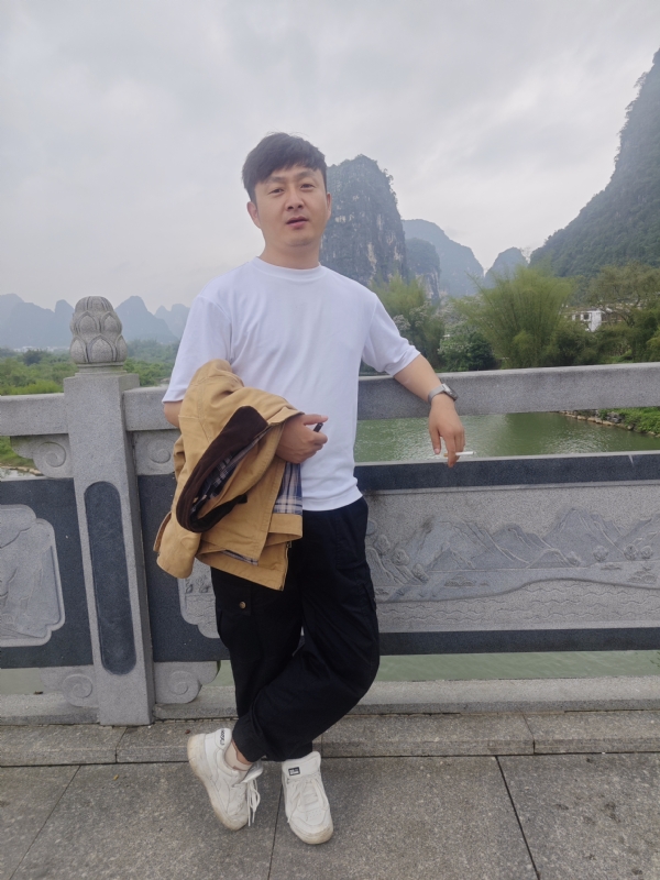 天选之人的第二张照片--信阳相亲服务中心