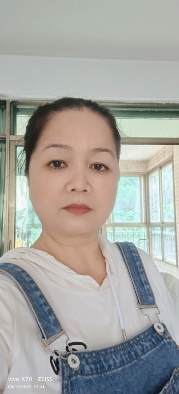 小巧玲珑的第一张照片--信阳相亲服务中心