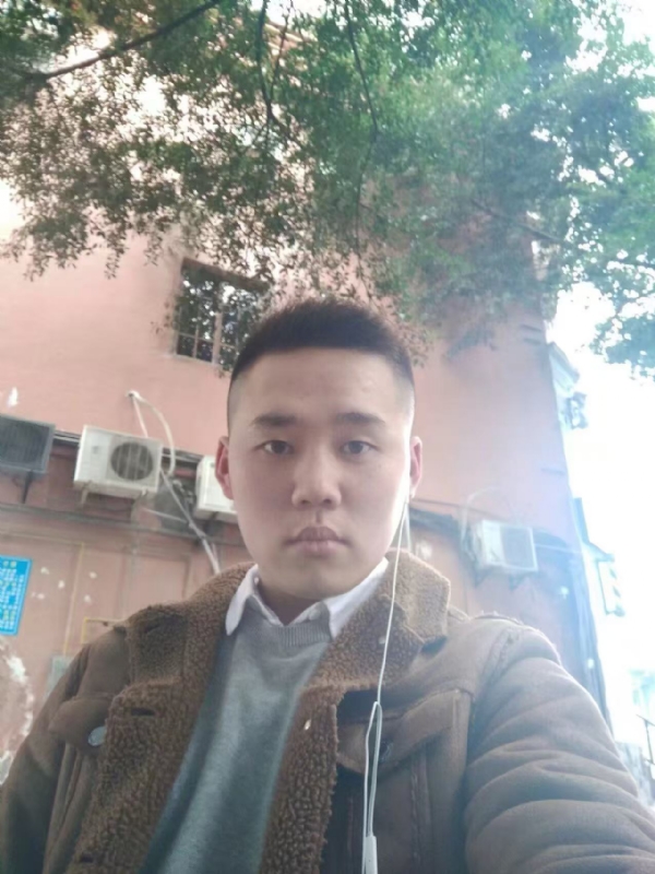 想了很久的男人的第一张照片--信阳相亲服务中心