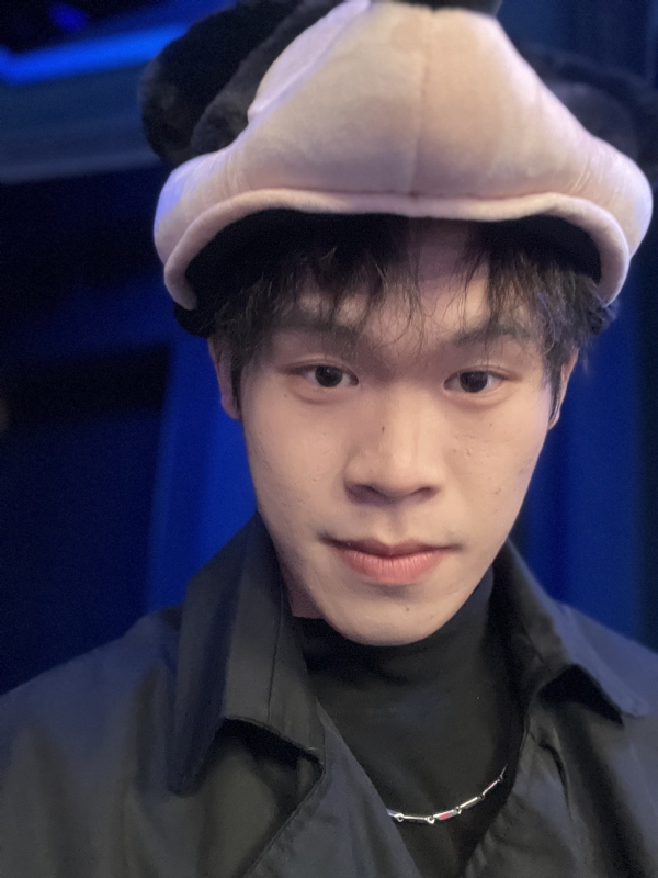 自律的杰的第一张照片--信阳相亲服务中心