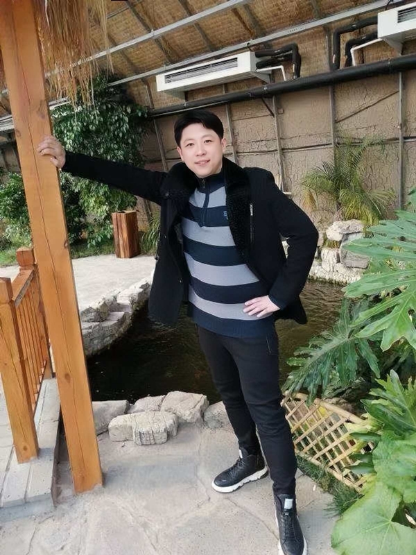 语堂的第一张照片--信阳相亲服务中心