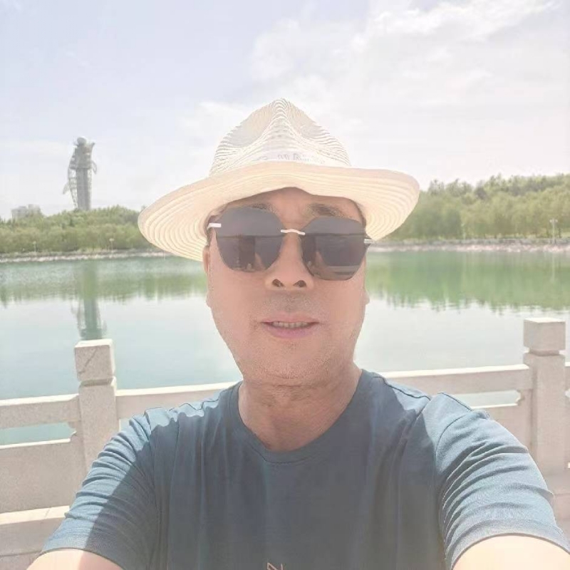 有钱人的第一张照片--信阳相亲服务中心