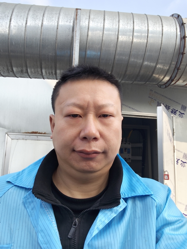 太阳迷眼的第一张照片--信阳相亲服务中心