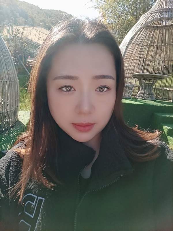 阿燕的第一张照片--信阳相亲服务中心