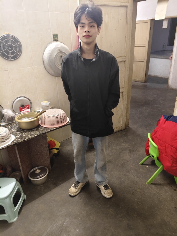 铭泽的第一张照片--信阳相亲服务中心