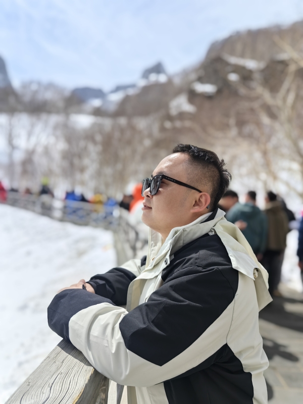 小龙的第一张照片--信阳相亲服务中心