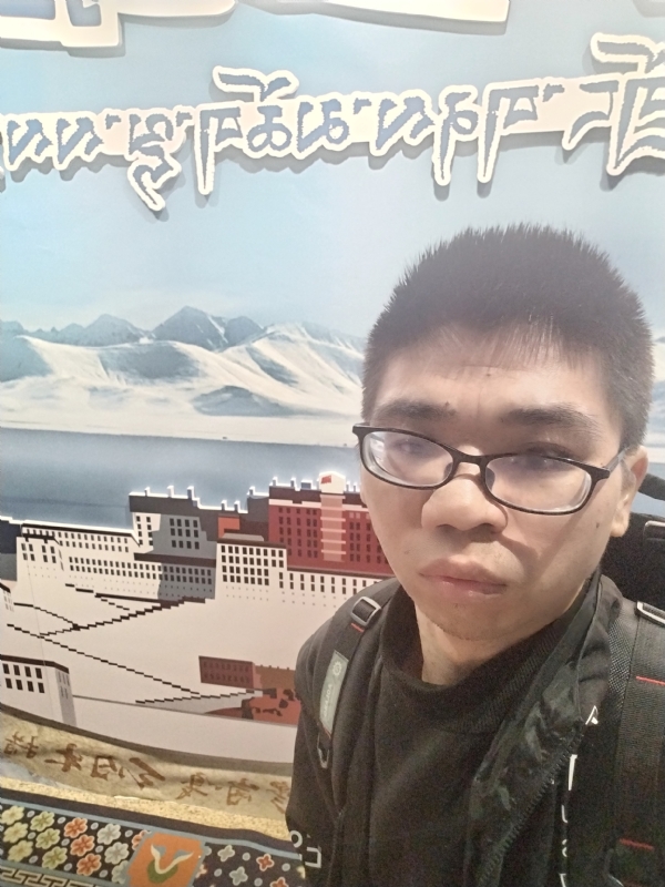 寻找幸福的第一张照片--信阳相亲服务中心