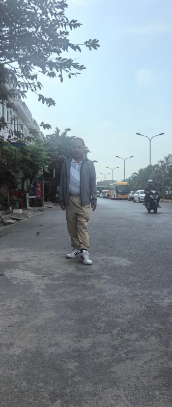 孤鹰的第一张照片--信阳相亲服务中心