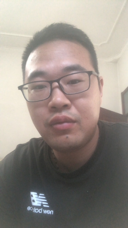 烟花的第一张照片--信阳相亲服务中心