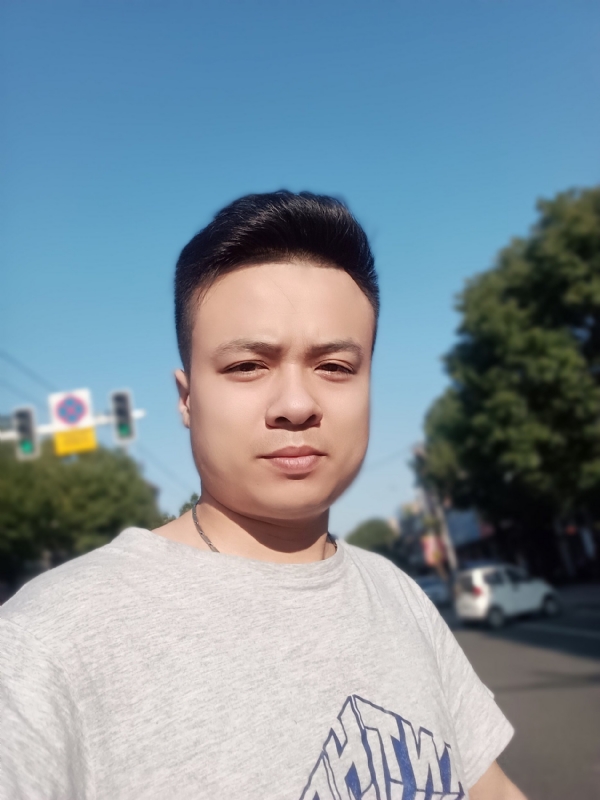 简简单单的第二张照片--信阳相亲服务中心