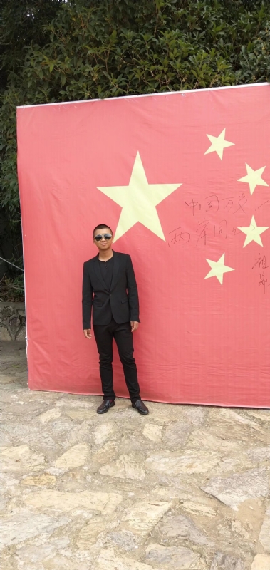 奔腾的小乌鸦的第一张照片--信阳相亲服务中心