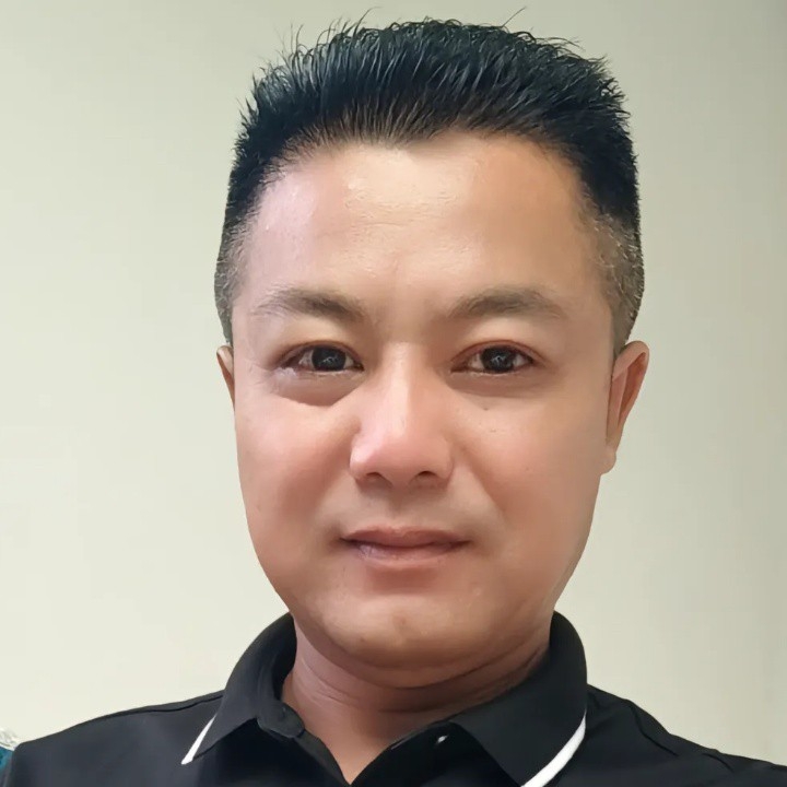 未来可期的第一张照片--信阳相亲服务中心