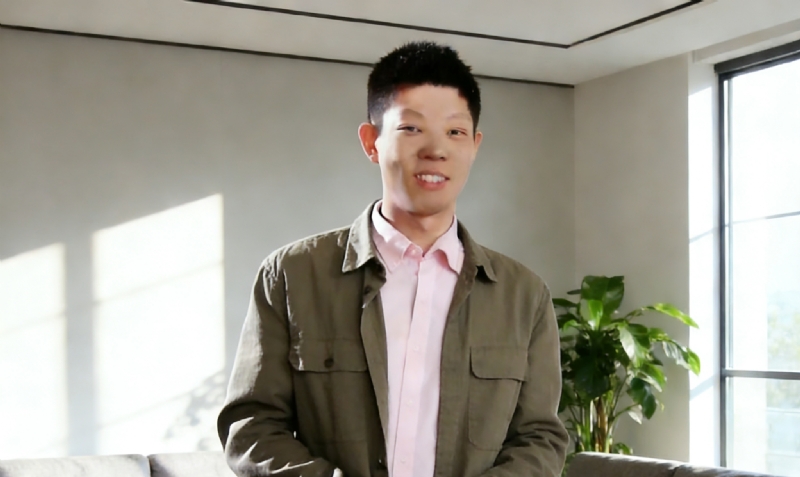 卺卺的第一张照片--信阳相亲服务中心