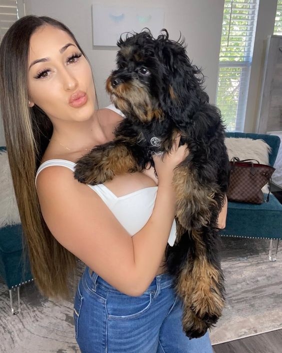 karina的第一张照片--信阳相亲服务中心