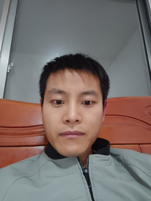 小朱的第三张照片--信阳相亲服务中心