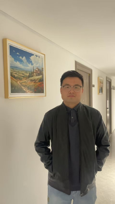 半瓶子的第二张照片--信阳相亲服务中心