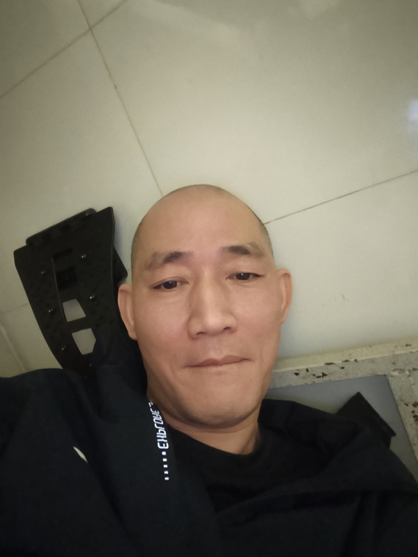 hdj的第一张照片--信阳相亲服务中心