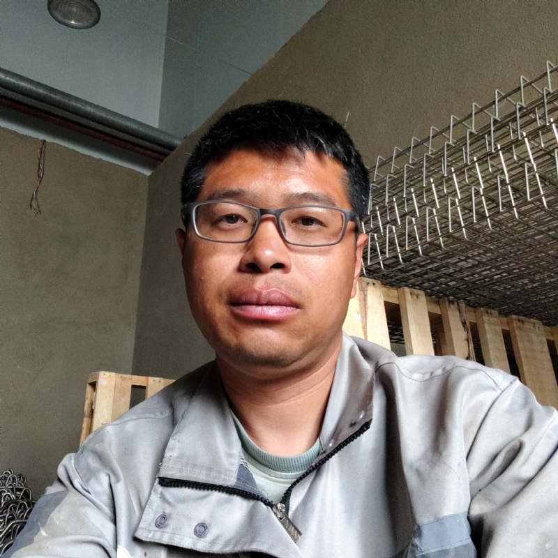 萤火的第一张照片--信阳相亲服务中心