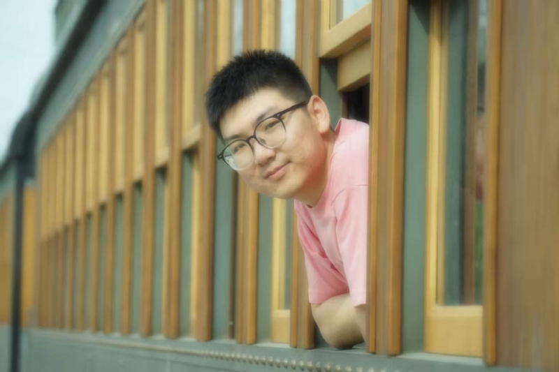 锦瑟无端五十弦的第一张照片--信阳相亲服务中心