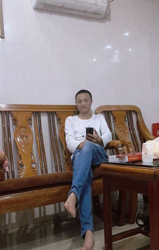 知年的第三张照片--信阳相亲服务中心