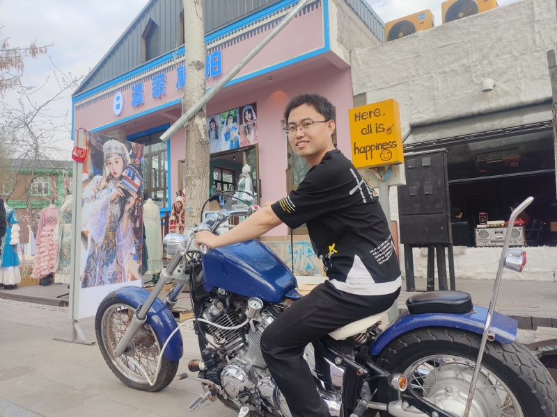 栉风的第一张照片--信阳相亲服务中心