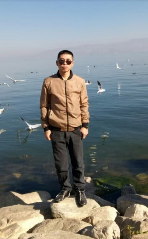 追光者的第一张照片--信阳相亲服务中心