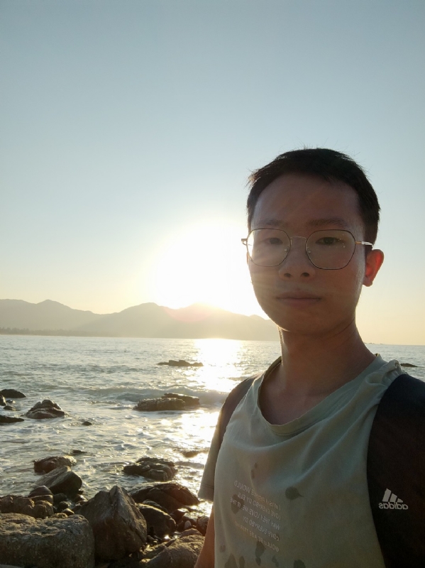 微光的第一张照片--信阳相亲服务中心