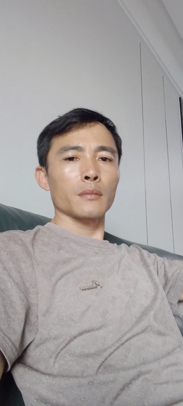 小陈的第一张照片--信阳相亲服务中心